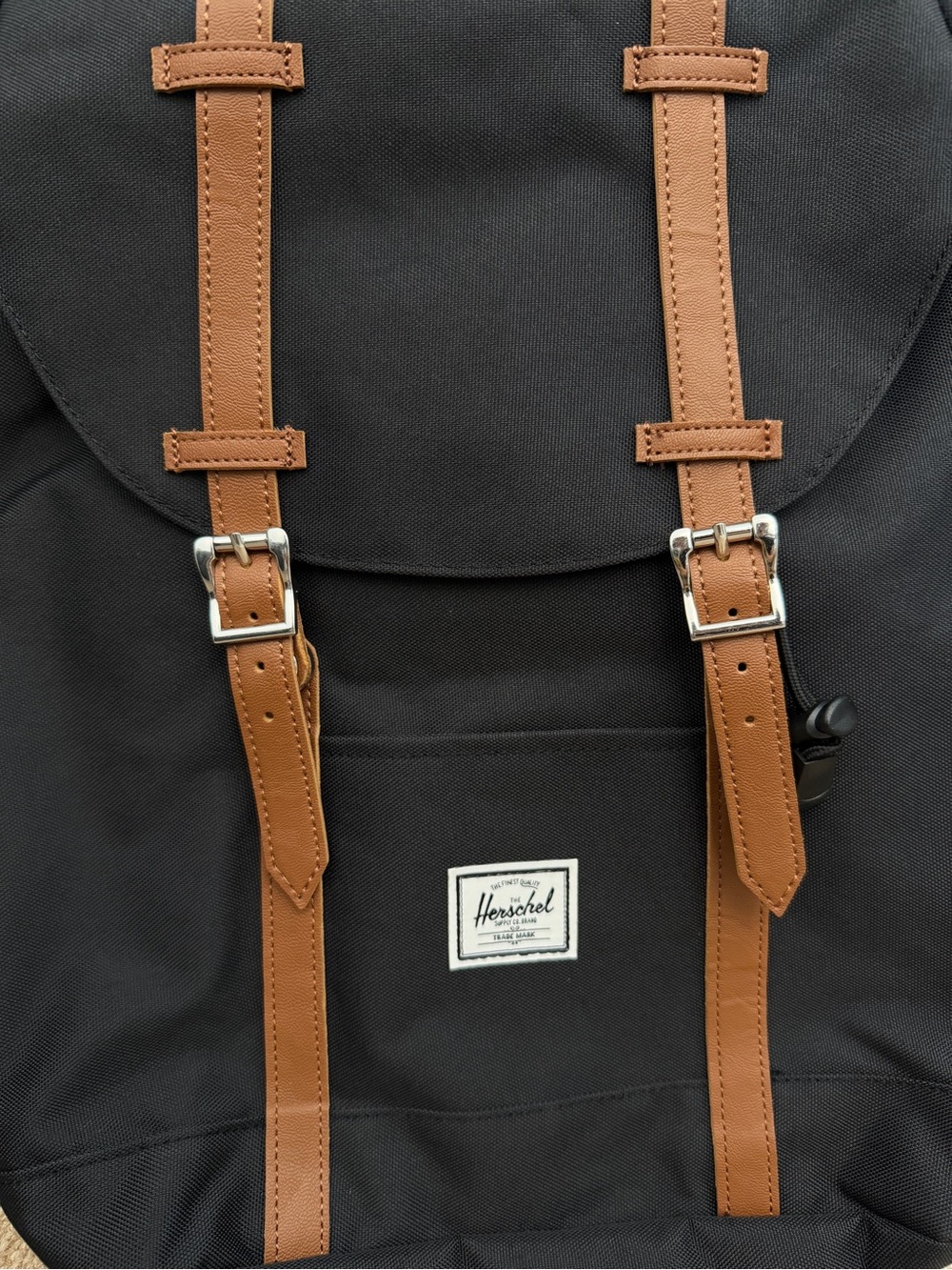 Herschel Supply Company Black Retreat Backpack Mid Volume with Laptop Sleeve - Picture 3 of 8